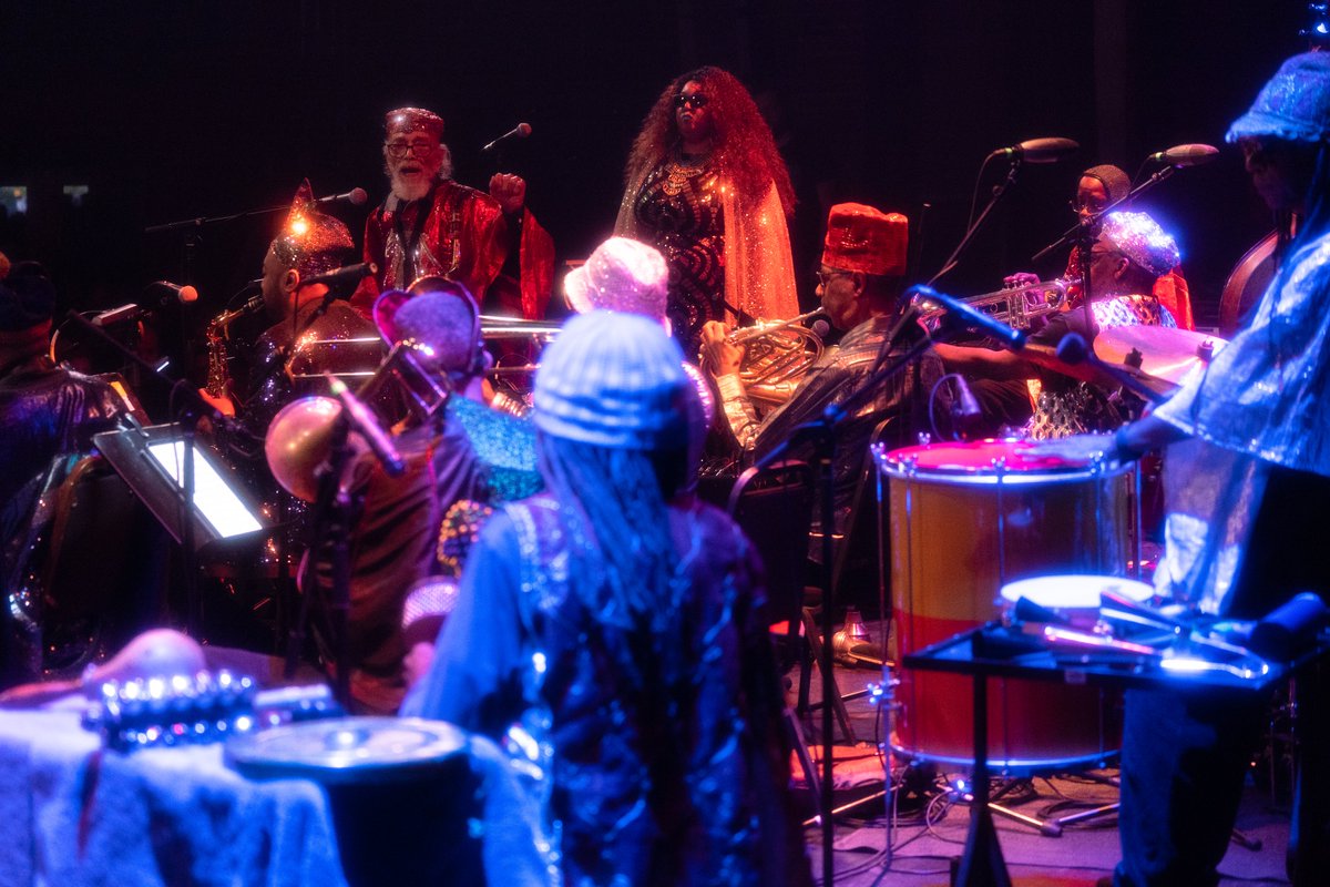 Another day of unprecedented musical exploration. Revisit the magic of Day 3...

@DevendraBanhart @rafiqbhatia @ilovelucius @SunRaUniverse 

📸 @corawagoner , Billie Wheeler, @elijohnsonphoto
#TenYearsofBigEars #BigEarsKnox