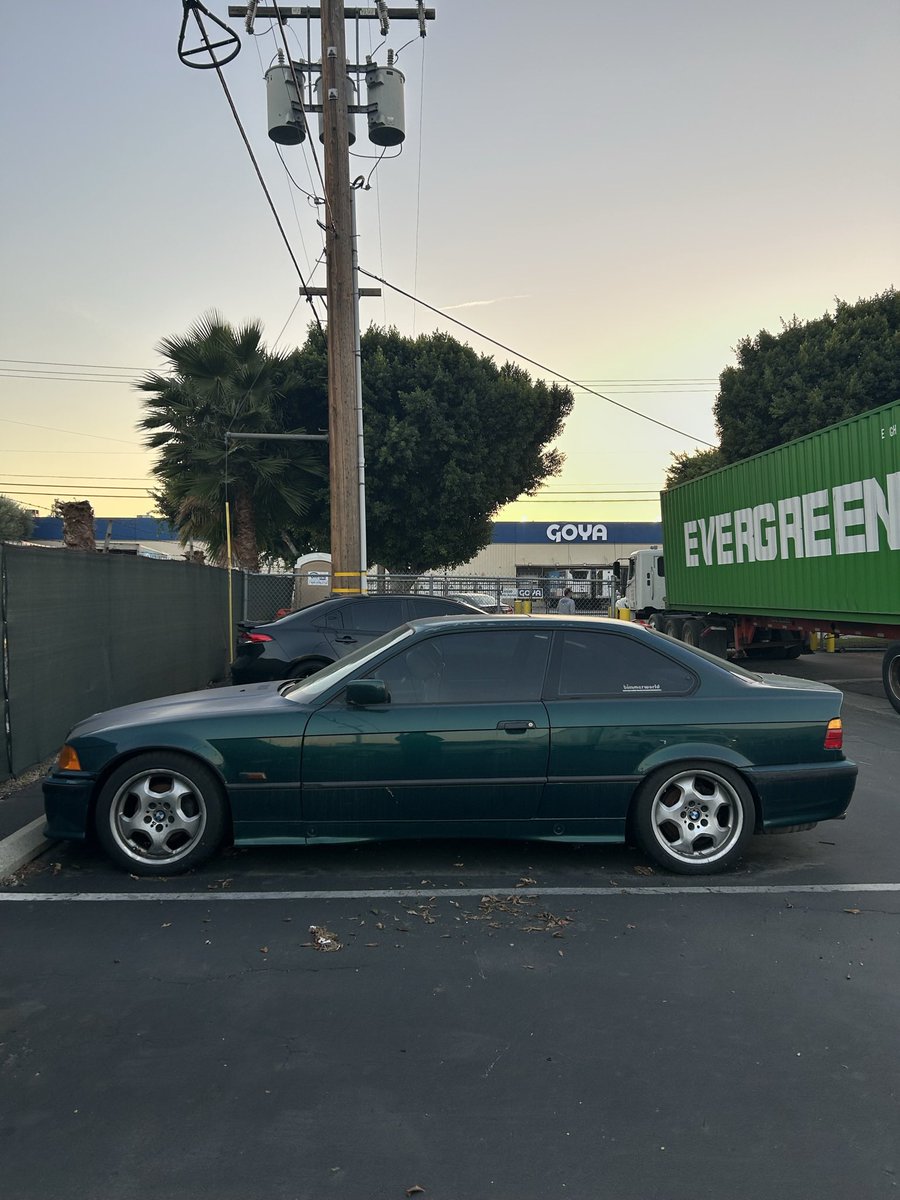 jonahmugen's tweet photo. The car and the Victim 🫡 https://t.co/3CNl2kV4yb