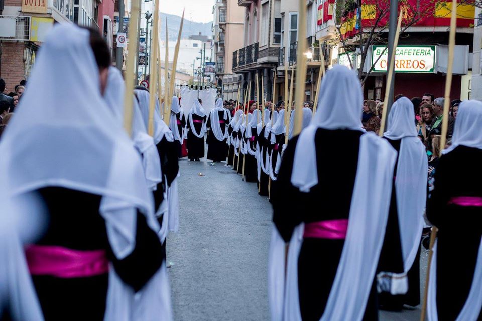 SanPedroCT's tweet photo. Acabó la cuenta atrás 🏺🗝️🗝️

Es Domingo de Ramos en la ciudad de Cartagena 😀🥁
🌞 

#SemanaSantaCT https://t.co/fS4Pkl32ge