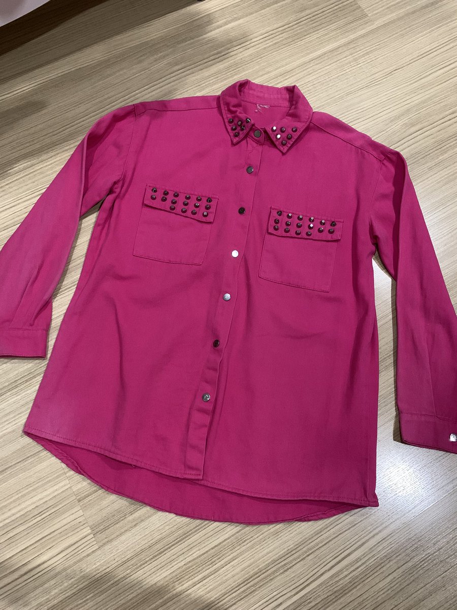 ส่งต่อเสื้อผ้า เจ้าของใช้เอง สภาพดีค่า tweet media