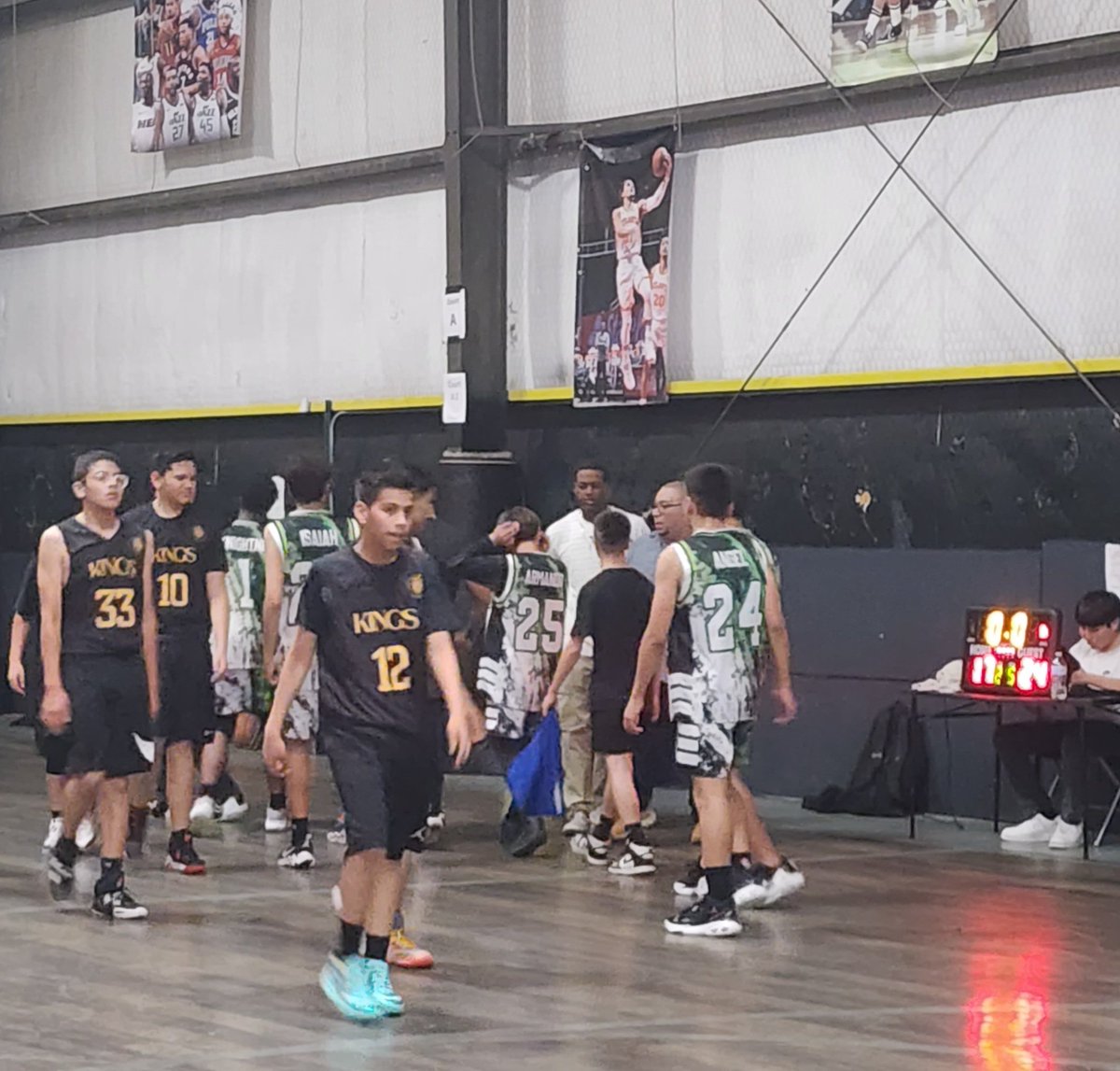 Joanna_TISD's tweet photo. Way to go #TornilloKings! Starting the spring season with a win. Shout-out to my husband &amp; brother-in-law for volunteering their time to coach our 7th&amp;8th grade team in their off-season &amp; @TornilloISD for allowing us to use the gym to practice. #TISDProud https://t.co/ukN6W5bavU
