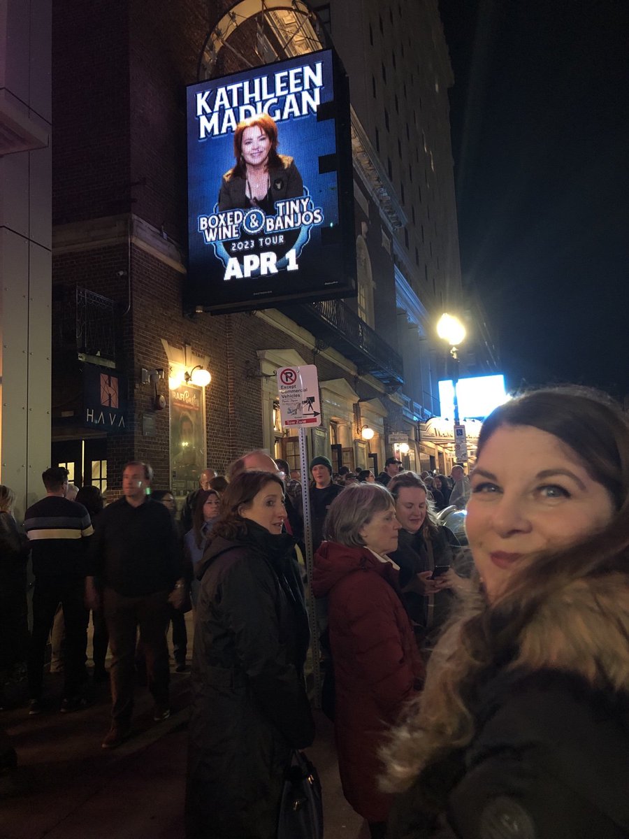 hhigniterice's tweet photo. @kathleenmadigan We came in from STL to catch you in Boston. Ready for a great show!! https://t.co/vma4mczhbK