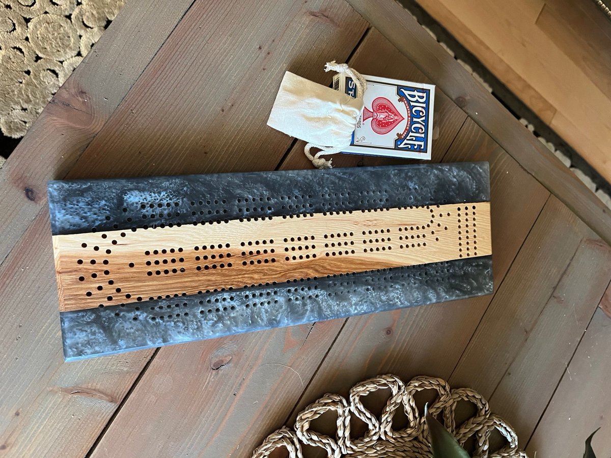 KimDensley's tweet photo. Excited to share the latest addition to my #etsy shop: Cribbage Board https://t.co/vgiMUaJf2u #boardgame #cribbage #epoxy #resin #walnut #silver #cardgame #sawdustintheruff https://t.co/eYw3v9zB9I