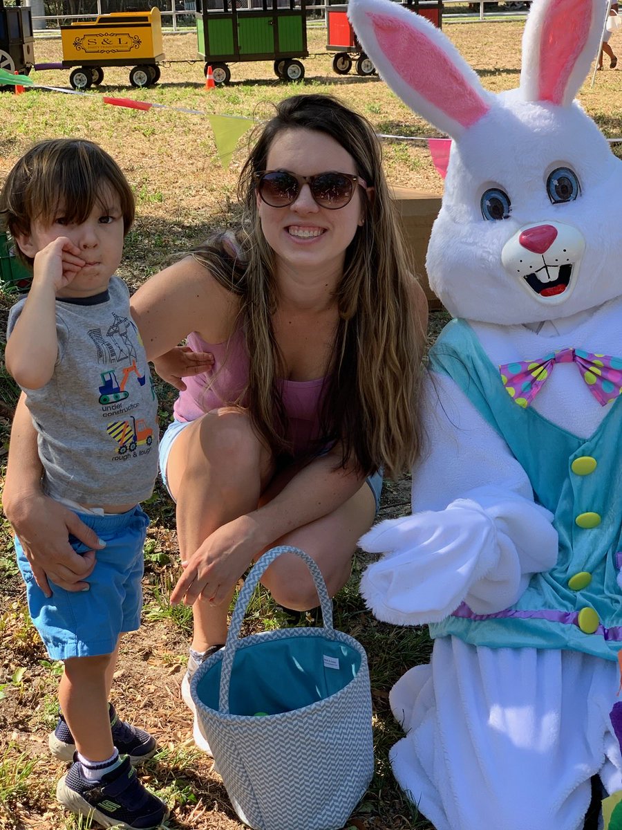 Christine Moore tweet media