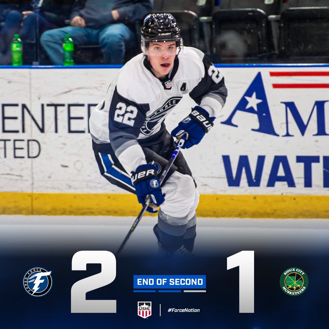 FargoForce's tweet photo. Big third period on the way!
#ForceNation⚡️ | #FGOSC https://t.co/qmZU4zwELQ