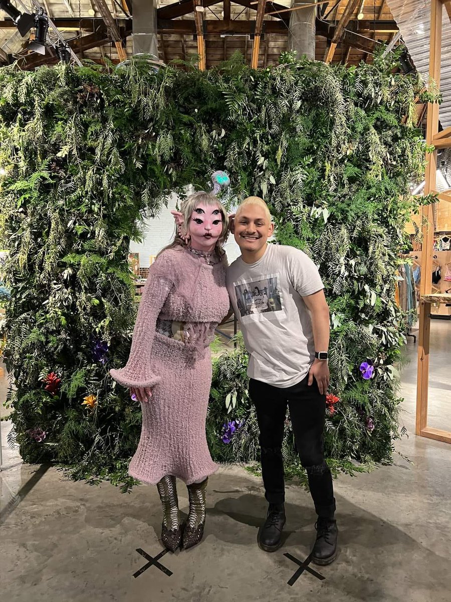 missyportals's tweet photo. Melanie junto a sus fans en un evento el dΓa de hoy.π₯³π
#MelanieMartinez #PORTALS #PORTALSOUTNOW https://t.co/8dvHpo4Dzs