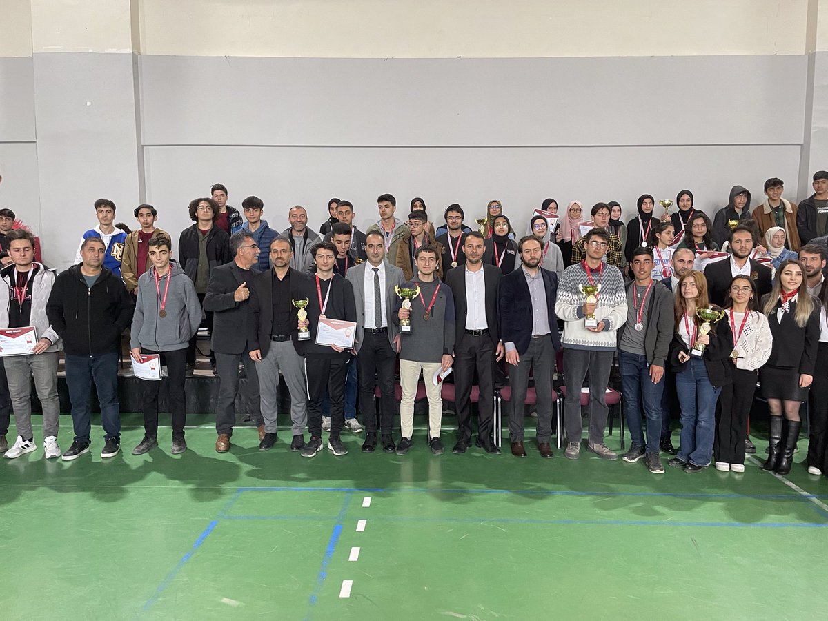 vantsfvan's tweet photo. Van Okullararası Mahalli Satranç Turnuvaları tamamlandı. Katılım gösteren tüm okullarımıza teşekkür ediyoruz. https://t.co/sCtuvrMKf0