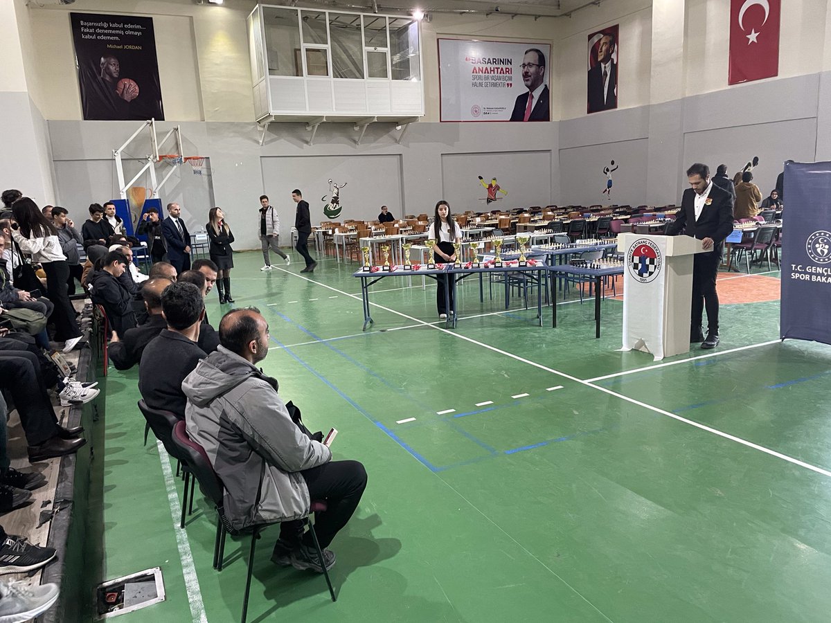 vantsfvan's tweet photo. Van Okullararası Mahalli Satranç Turnuvaları tamamlandı. Katılım gösteren tüm okullarımıza teşekkür ediyoruz. https://t.co/sCtuvrMKf0