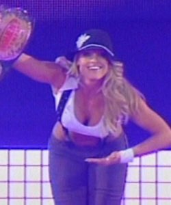 RT @femalelroom: A homage to her #WrestleMania 21 gear. It’s like Trish Stratus doesn’t know how to not be iconic https://t.co/MTMGN1CIIx