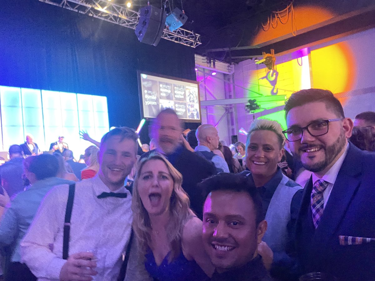 westfall_adam's tweet photo. #smileymorningshow #smileyprom https://t.co/6lz6GXwxwh