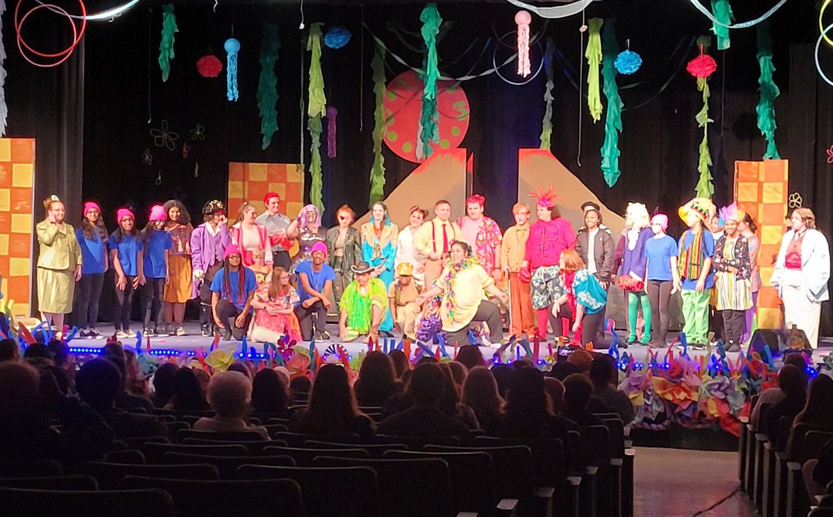 Don't miss the matinee of <a href="/LeeCountyHigh/">Lee County High School</a> Drama Department’s production of “SpongeBob SquarePants” at 2:30 p.m. on Sunday. A great cast and outstanding production!
Purchase tickets online: gofan.co/app/school/NC1… <a href="/leecoschoolsnc/">Lee County Schools</a> <a href="/JAlversonLCS/">James Alverson</a>
<a href="/LCHS_Principal/">Betsy Bridges</a>