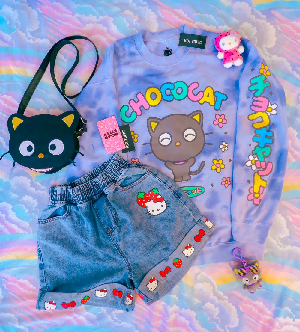 Chococaaaaaaaaaaaaaat!!! And Hello Kitty! Flat lay of the <a href="/HotTopic/">Hot Topic</a> haul from yesterday!

💜 #sponsoredbyHT 💙 #HTFxMarchMustHaves 💜 #hellokitty 💙 #chococat 💜 #momshorts 💙 #kawaiifashion 💜 #sanriocore 💙 #sanrioaesthetic 💜 #hottopic 💙

instagram.com/p/Cqg_38Eu8GI/