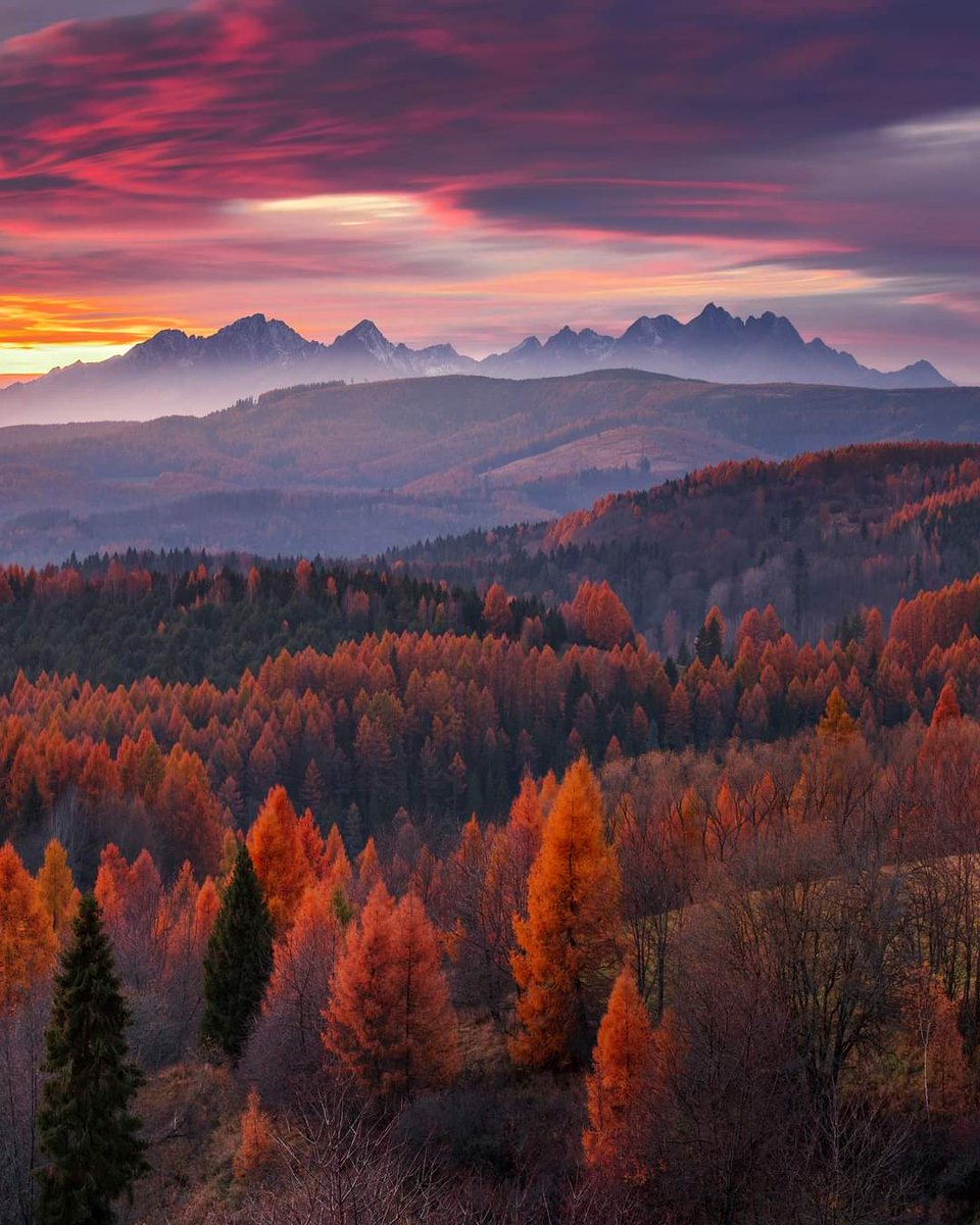 Colorful sunset with Higfh tatras view, Slovakia. 

By Borievky Photogallery