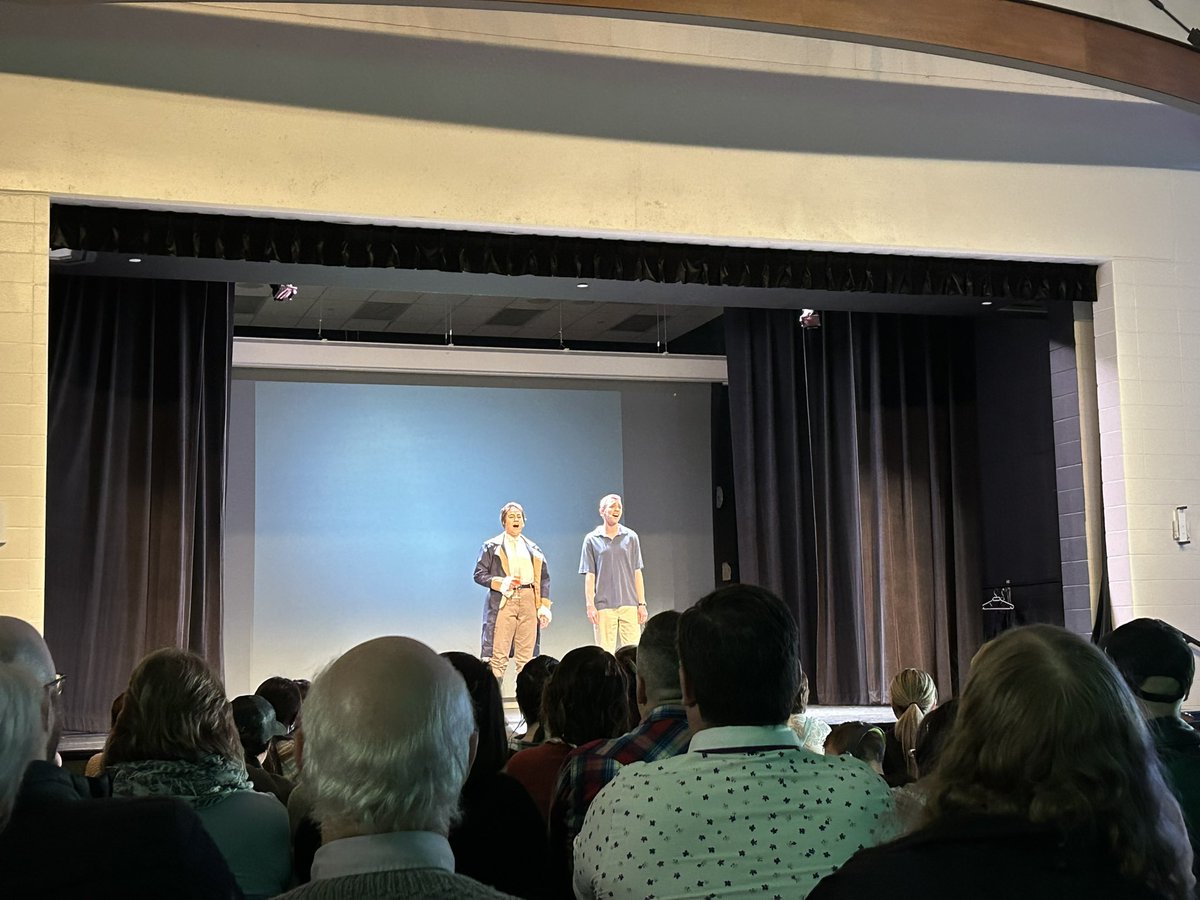 SBarr2's tweet photo. The @EcoleMcTavish Showcase is underway with the first two performances from Come from Away and a mashup from Hamilton and Dear Evan Hansen @DearEvanHansen @HamiltonMusical #ymmarts @fmpsd https://t.co/DAmwRWgkAE