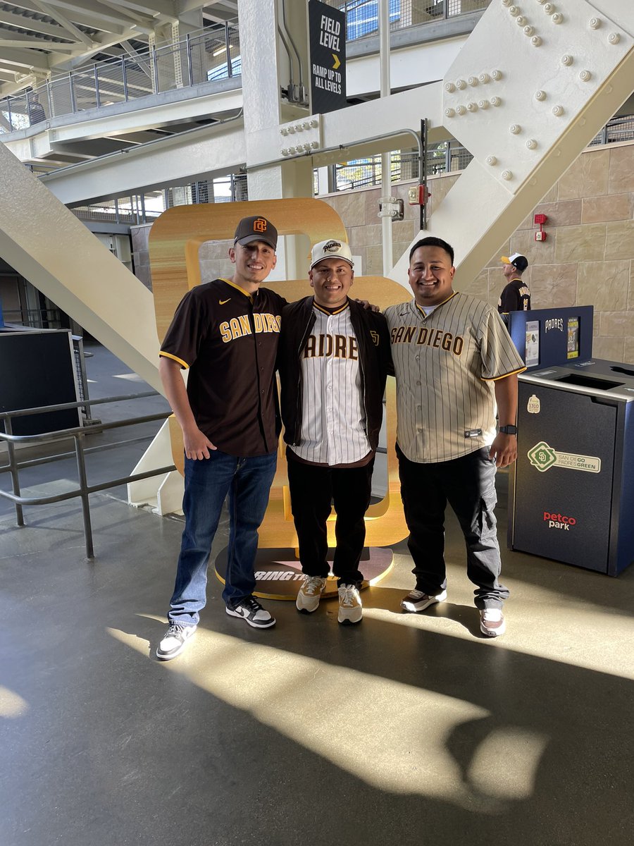 Martinezones's tweet photo. #bringthegold https://t.co/8ytofzY2fq