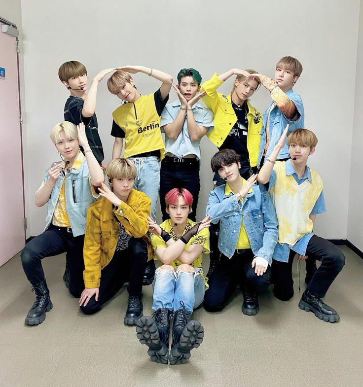 magic_shopily's tweet image. Obrigada por tudo, meninos! Eu sempre vou estar aqui para apoiá-los e amá-los. Todos vocês são muito especiais para nós e eu amo vocês 13 demais 💗
#티오원3주년_너무축하해_많이행복해
#3yearsTOgether
#TO1_3周年さらなる高みを目指して