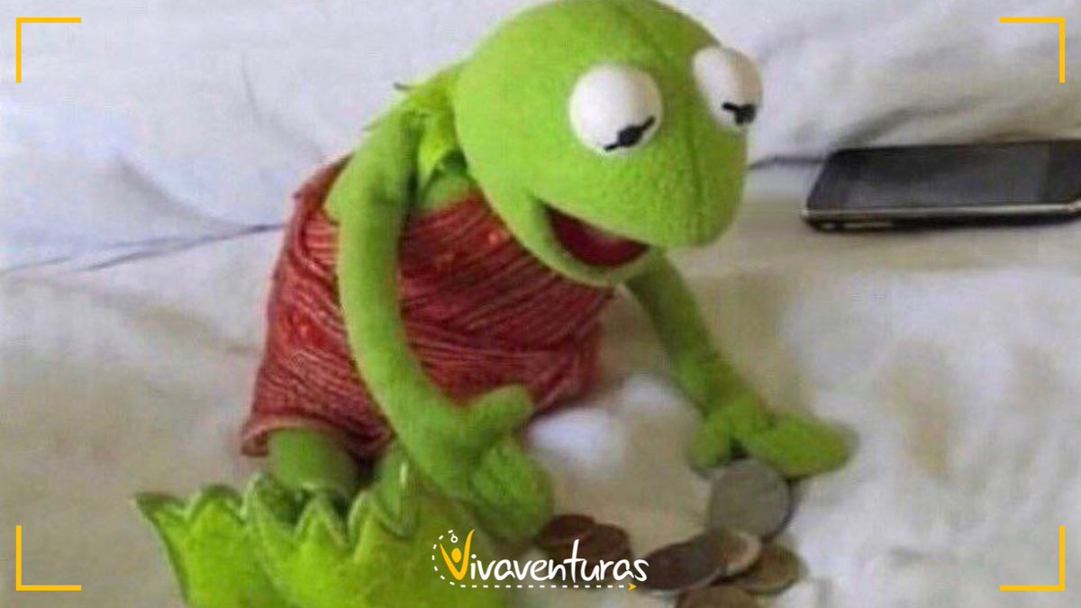 — “Sal, viaja, conoce, aprovecha tu juventud.”
— Yo: