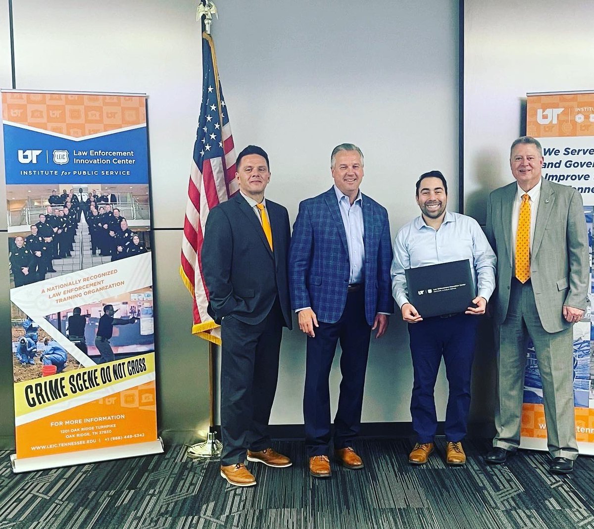 justinshrair's tweet image. Thoroughly enjoyed my week in Nashville taking part in @UT_LEIC Public Information Officer Certification course with an amazing group of professionals! #masterpio #pio #communications #nashville