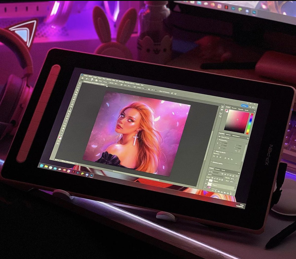 Learnt photoshop these last few months thanks to the new <a href="/xppen_uk/">XPPen_UK</a> new tablet and loved it ! So here s my 2023 self portrait ! 💗 #digitalart #ArtistOnTwitter