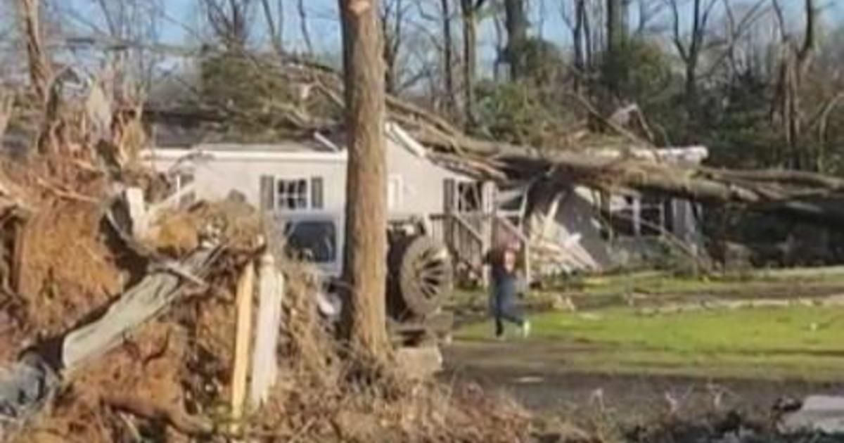 RT @WCCO: One killed after tornado strikes Delaware; severe weather slams Northeast https://t.co/m0wAYyVt9P https://t.co/M2FxADpTp6