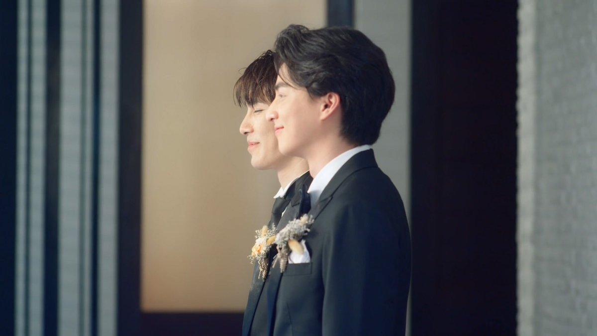 TapinKK's tweet photo. สุขสันต์วันครบรอบเฮีย&ซ้อนะคะ
สุขสันต์วันเกิดนะนาย ทิวัตถ์
@gulfkanawut #GulfKanawut
@MSuppasit #MewSuppasit
#HBDType
#หวานใจมิวกลัฟ
#TypeBDandANVTT https://t.co/e7LXaQnQo3