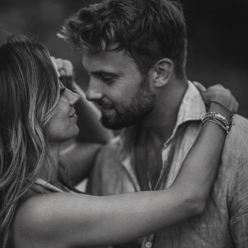 sbjective's tweet image. E se for preciso eu desenho; que eu amo você, que eu quero você. @