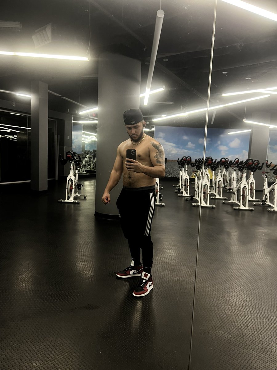 andy__z71's tweet photo. Pump 💪🏽 https://t.co/7iuUX9TkqL