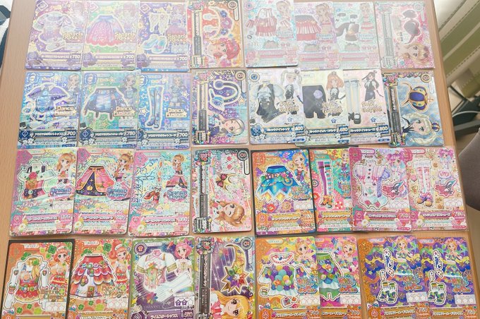 【譲】旧アイカツカード・一部アイカツスターズ【求】すべてまとめて送料込み3000円または希望金額+送料郵送での取引となり