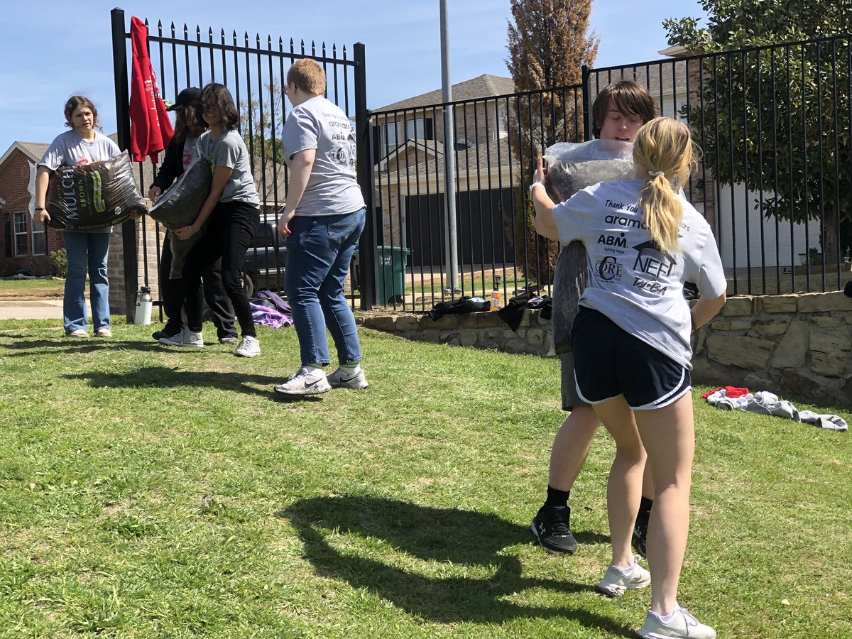 MrsGriff75's tweet photo. #NISDBigEvent23 https://t.co/CLF3AgNi5g