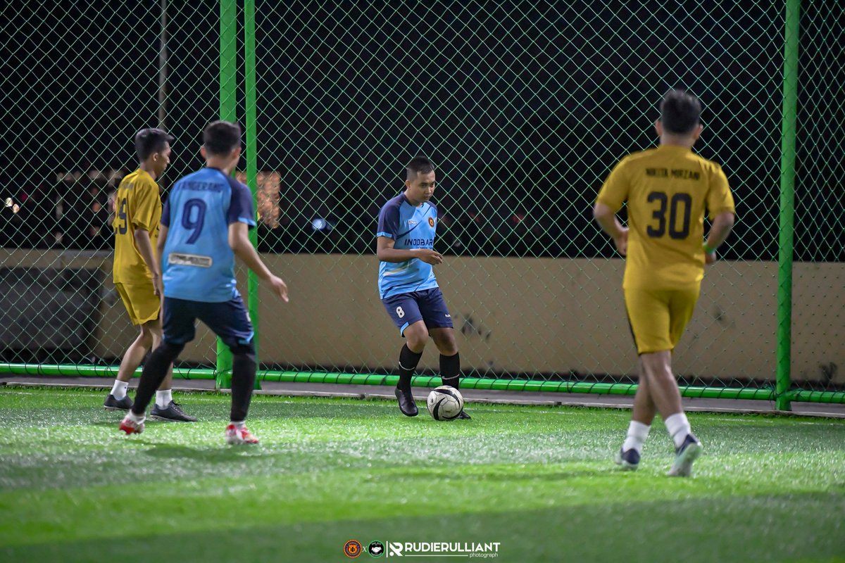 andy_klinsmann's tweet photo. Event Mini Soccer with IndoBarca!!
#MinSoc
#IndoBarca https://t.co/4WCCM4AVoH