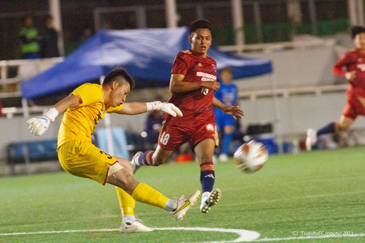 official_camera's tweet photo. 4.1 関東リーグ1部第1節 vs 流経大ドラゴンズ龍ケ崎 ジョイフル本田つくばFC 阿久津大輝選手 苦しい展開も反射神経と的確な判断でピンチを救い勝利に貢献。つくばのカンポスここにあり。(ripcity)
 #つくばFC #tsukubafc #コミュサカ https://t.co/beLsvcVwxm