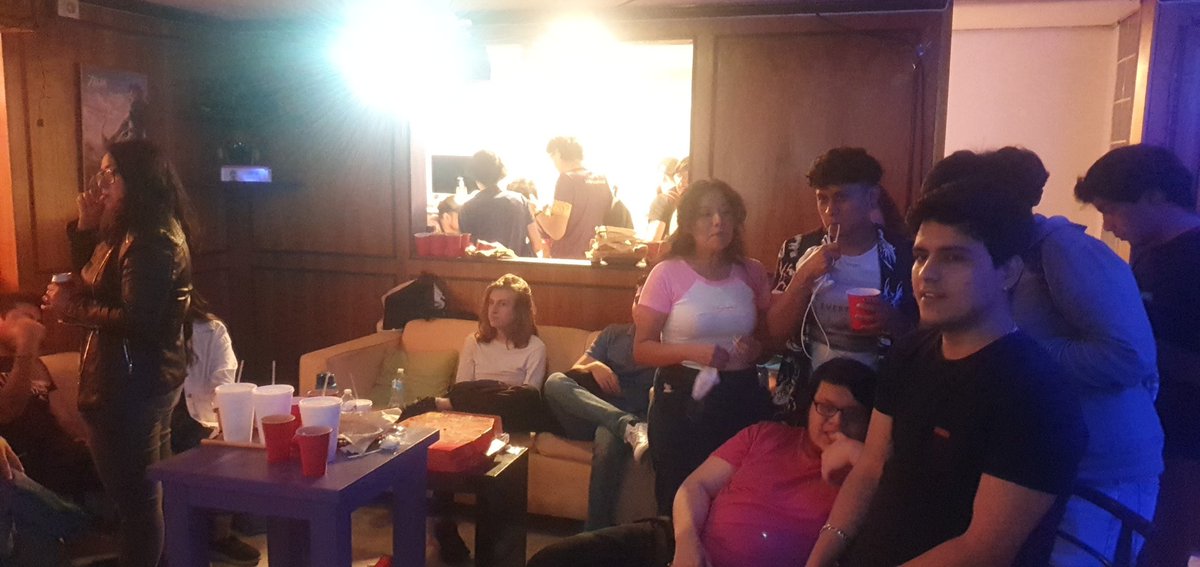 ElRyokan's tweet photo. ESTAMOS EN VIVO con #ElRyokanFINAL, caigan por ÚLTIMA vez a ver el deshuesadero del venue mas sabroso de Smash en la CDMX.

Continua Top 32 con @javi_ssb vs @RDT_Lawnatic

Con nuestros Casters invitados @Armandeus182 @Compa_Roy

AQUÍ, en la casa del JAIP

https://t.co/g3nDSc625P https://t.co/r1QjbH17WJ