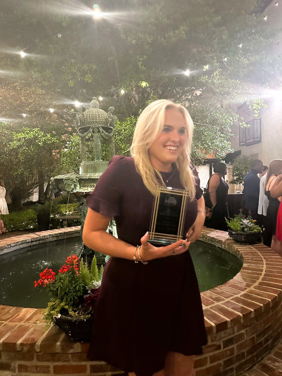 KeiranL_media's tweet photo. Thankful and blessed to be the recipient of a Mississippi Association of Broadcasters 1st place Award as a freshman on behalf of the University of Mississippi for my #OleMiss vs #Alabama football reporting! Huge shout out to my mentors, teachers, friends, and family for the constant support!  @OleMiss @umjourimc @Rebel_Watch @NewsWatch_UM @OleMissSports @SEC #HottyToddy!