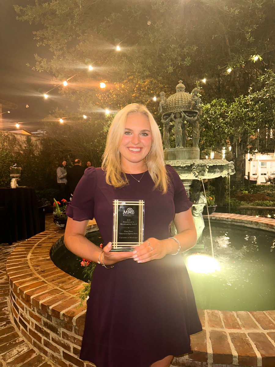 KeiranL_media's tweet photo. Thankful and blessed to be the recipient of a Mississippi Association of Broadcasters 1st place Award as a freshman on behalf of the University of Mississippi for my #OleMiss vs #Alabama football reporting! Huge shout out to my mentors, teachers, friends, and family for the constant support!  @OleMiss @umjourimc @Rebel_Watch @NewsWatch_UM @OleMissSports @SEC #HottyToddy!