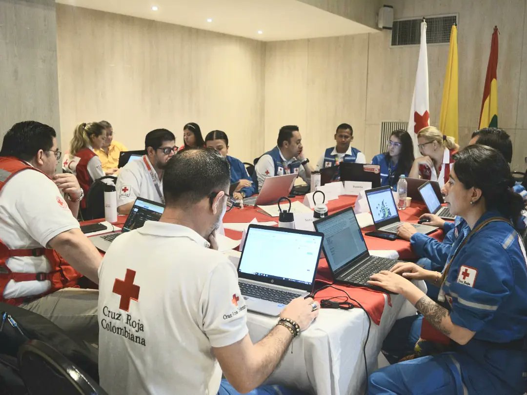 CRUZROJA_BQ's tweet photo. ⛑️📢 Este sábado se desarrolló con éxito el último día del Taller Regional de Soluciones basadas en la Naturaleza, (SbN) en el marco de la Ruta Regional de Cambio Climático y Ambiente de la @IFRC_es
 bajo  implementación del Programa de Resiliencia Comunitaria ante Inundaciones. https://t.co/irBq5UTw86