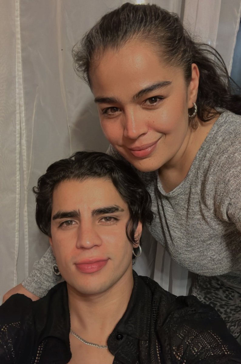 ArnMercurio's tweet photo. La mujer que más admiración me causa 😭 https://t.co/uqDvpkhdhi