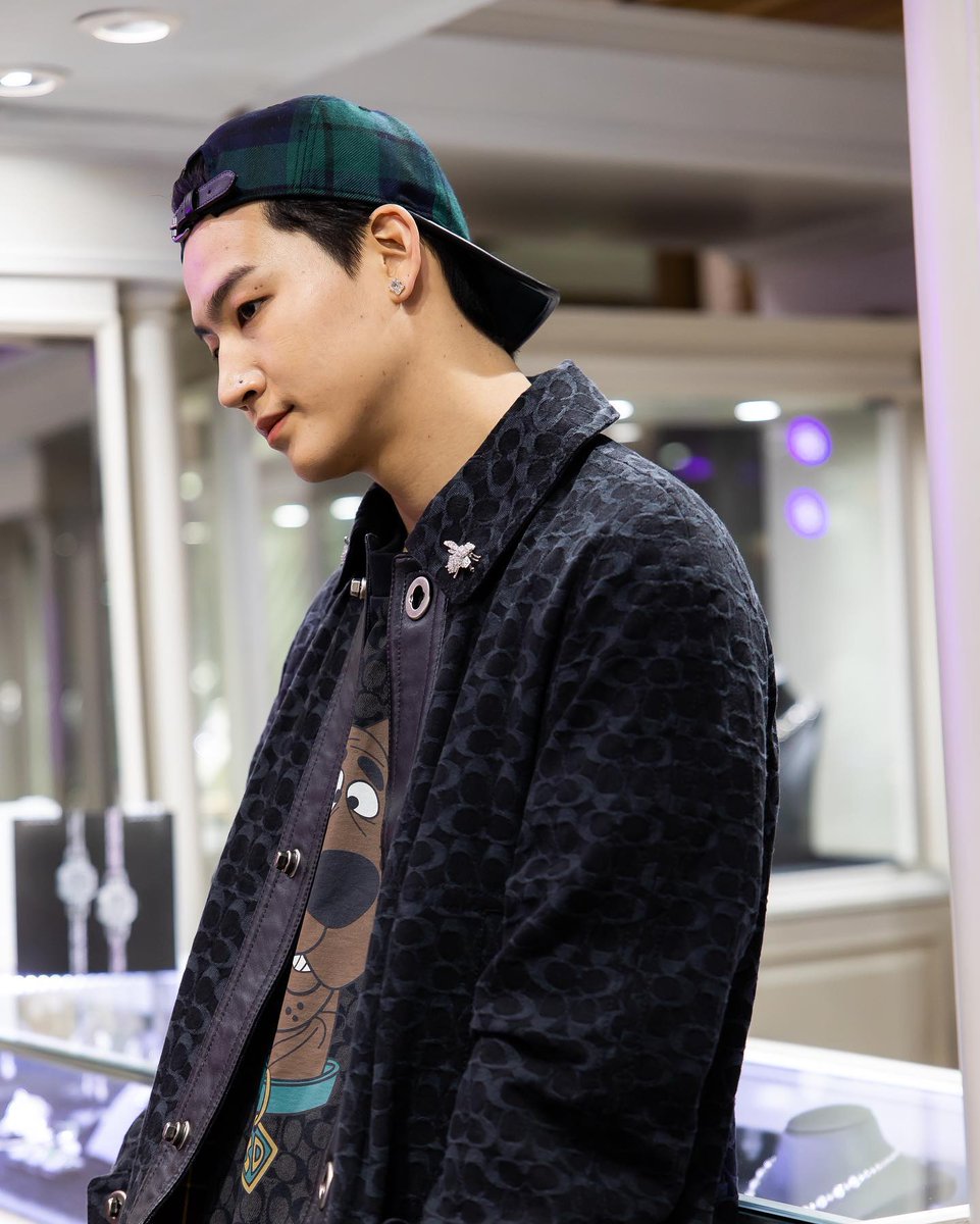 archivemagJAYB's tweet photo. Behind https://t.co/xvfESNx4Ym
