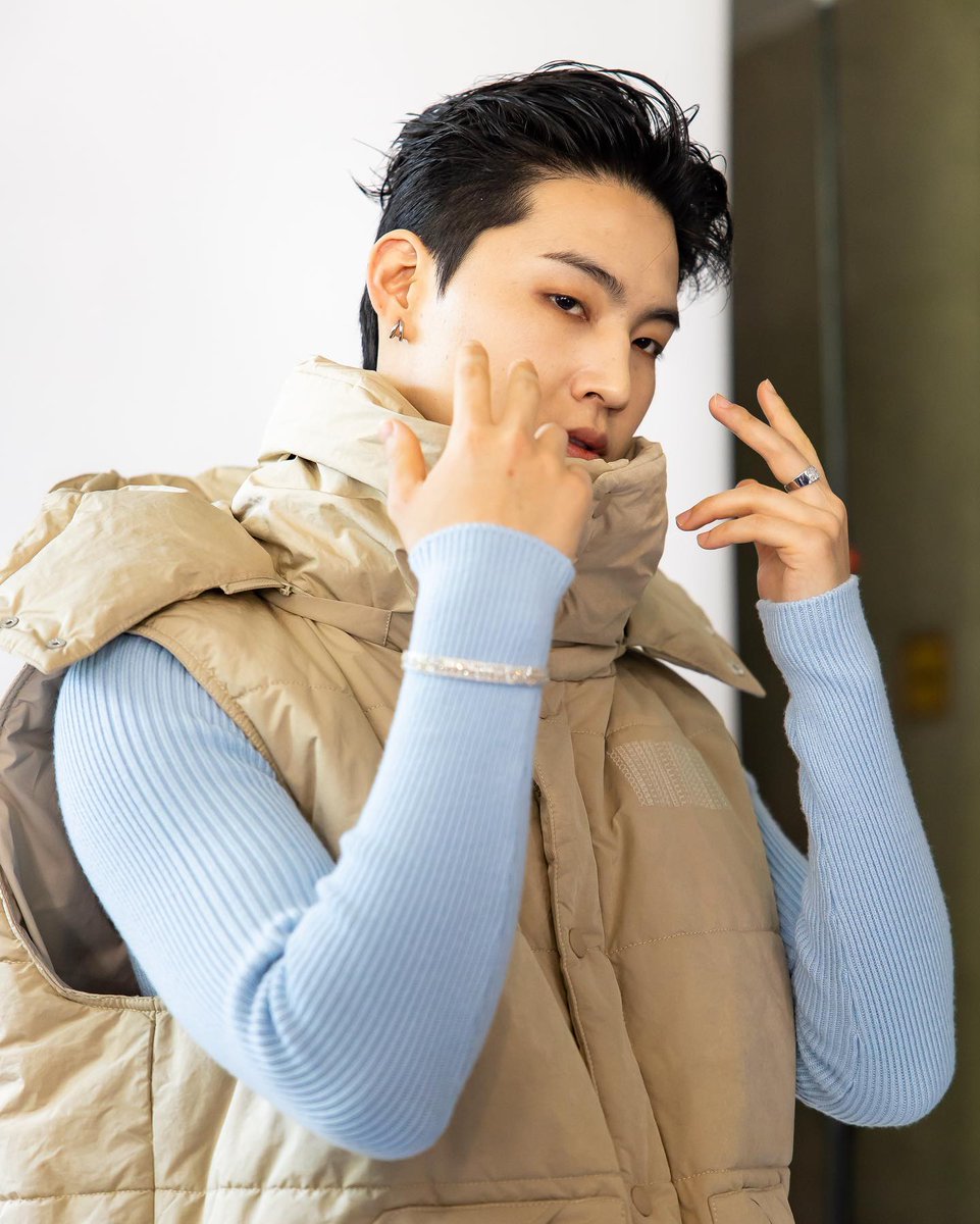 archivemagJAYB's tweet photo. Behind https://t.co/yVkBXiJMFn