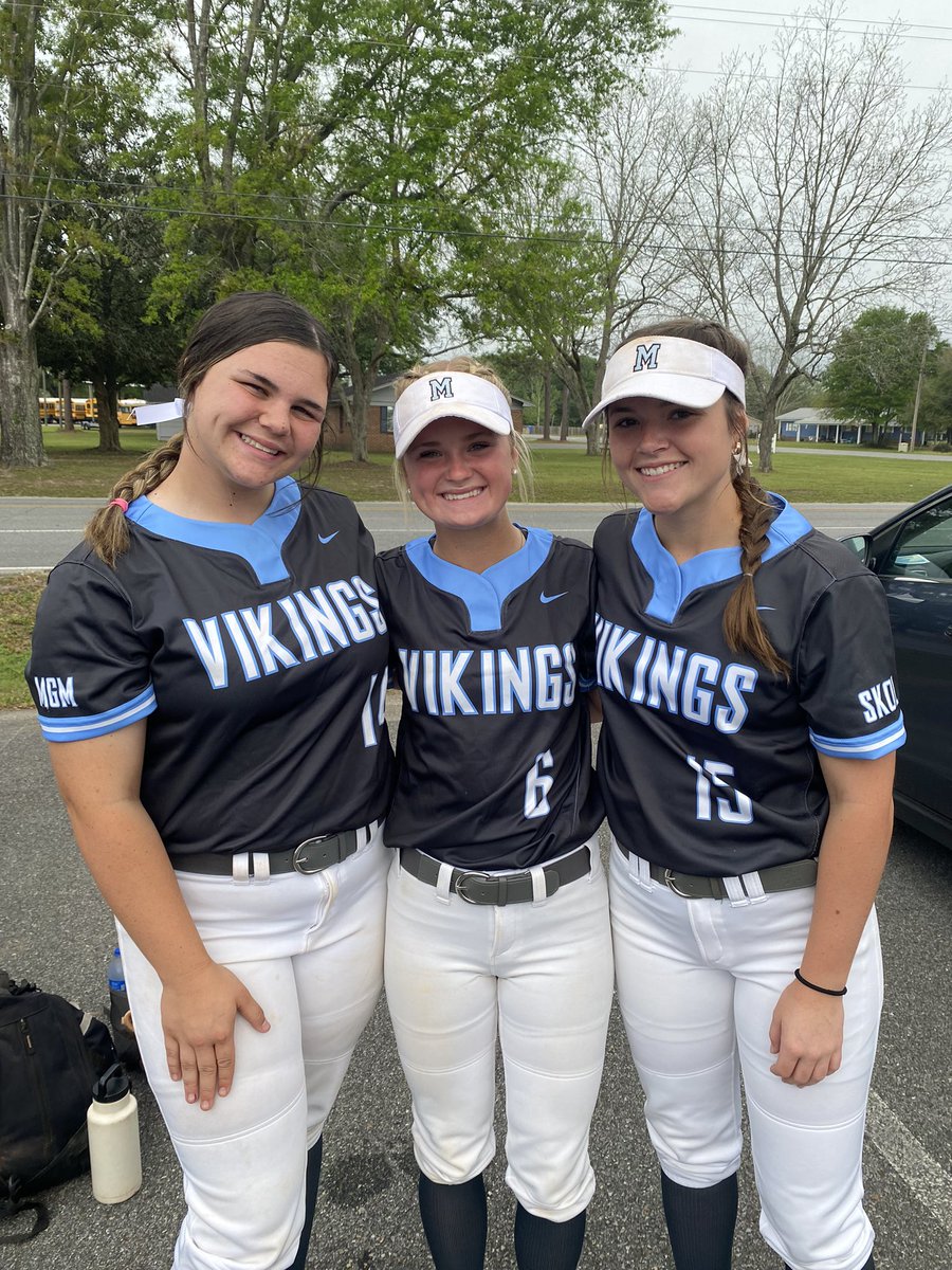 Went 4-6 today in a doubleheader! Some solid hits and bunts! Keep grinding <a href="/BreleighCorley/">Breleigh Corley</a> <a href="/AL_FuryPlatinum/">AL Fury Platinum 2024</a>