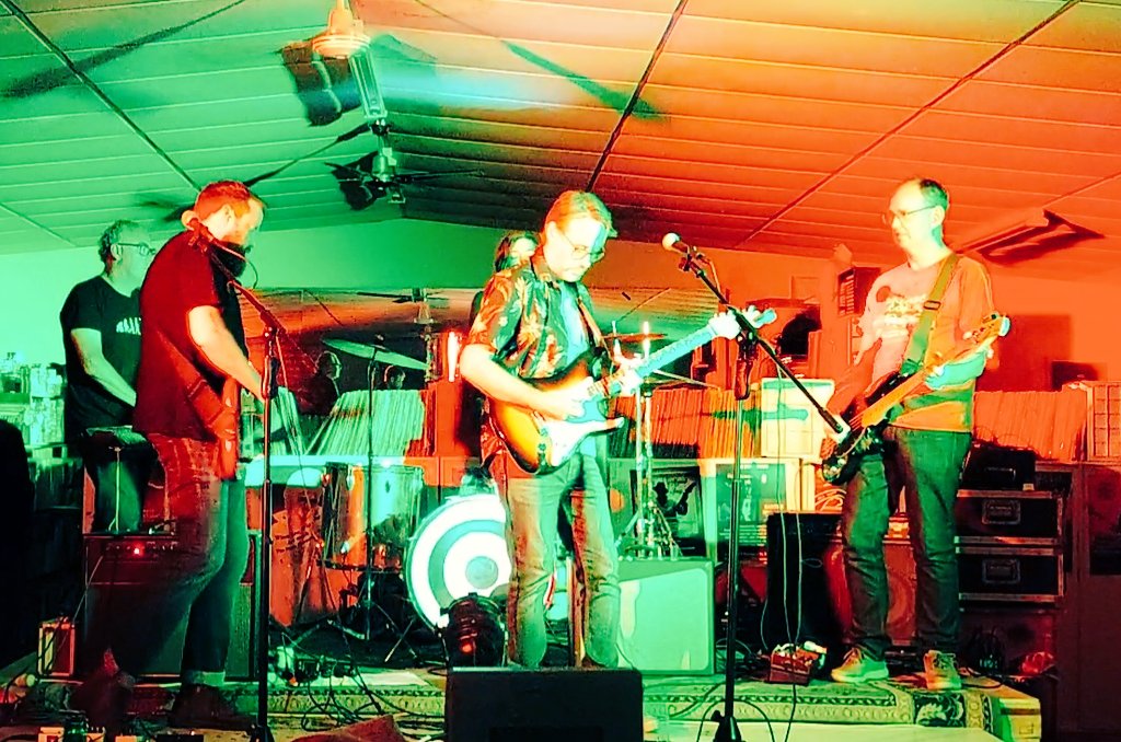 bitter defeat rocking the UFO last night  <a href="/PowertoolNZ/">Powertool Records</a>, New Lynn along with The Fuzzies and Neuroleptica...
