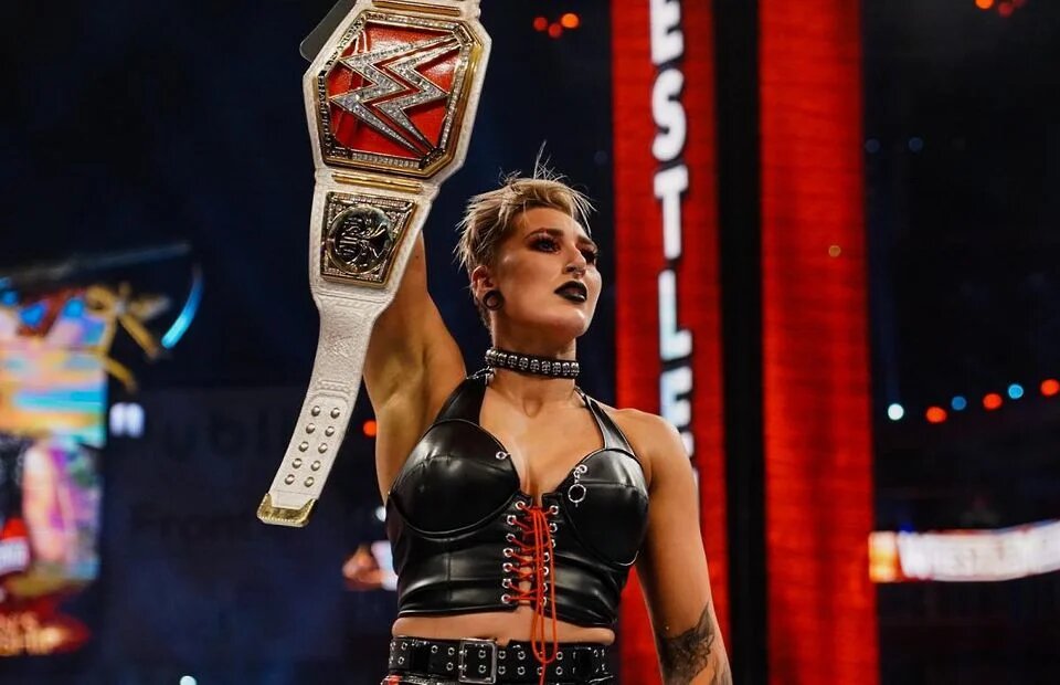 MenWrest's tweet photo. Rhea Ripley is only 26, insane. https://t.co/2KOPe8ltWf