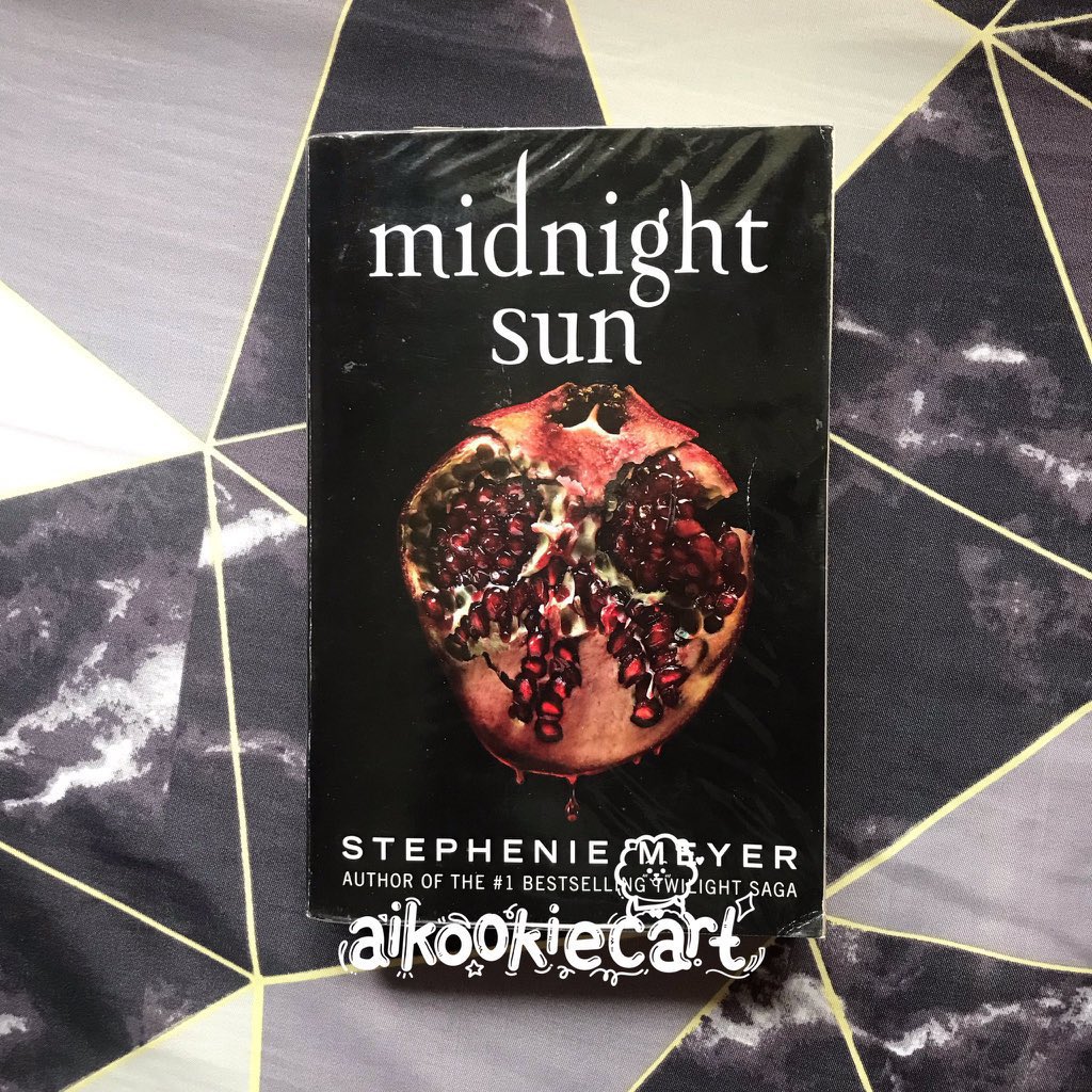 aikookiecart's tweet photo. 𐬹𓏸 wts lfb ph ꒰#AKCOnhand꒱𐬹𓏸

 𓏔 𓈒 midnight sun by Stephanie Meyer 

ꔣ read a few pages
ꔣ mint condition 
ꔣ payo
ꔣ dm to claim 

𓏔 𓈒 600php

🏷 twilight saga book https://t.co/4FgFBFg2ro