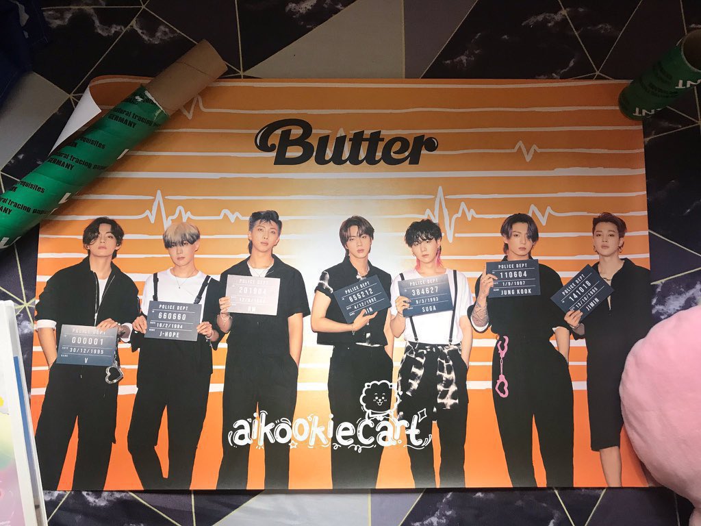 aikookiecart's tweet photo. 𐬹𓏸 wts lfb ph ꒰#AKCOnhand꒱𐬹𓏸

 𓏔 𓈒 BTS butter posters rolled with tube 

ꔣ mint condition 
ꔣ payo
ꔣ dm to claim 

𓏔 𓈒150php

🏷 BTS butter posters https://t.co/U6X52sTxKw