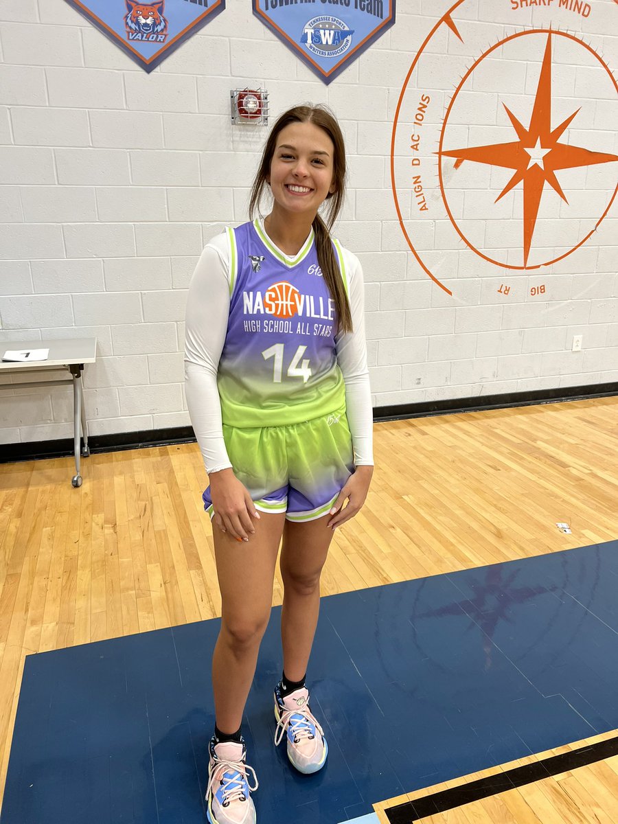 HenegarKandy's tweet photo. Proud is an understatement... Megan played in the Public vs Private All-Star game today.  25pts isn’t to shabby baby girl! 💜 https://t.co/BQ5VcmHJUS