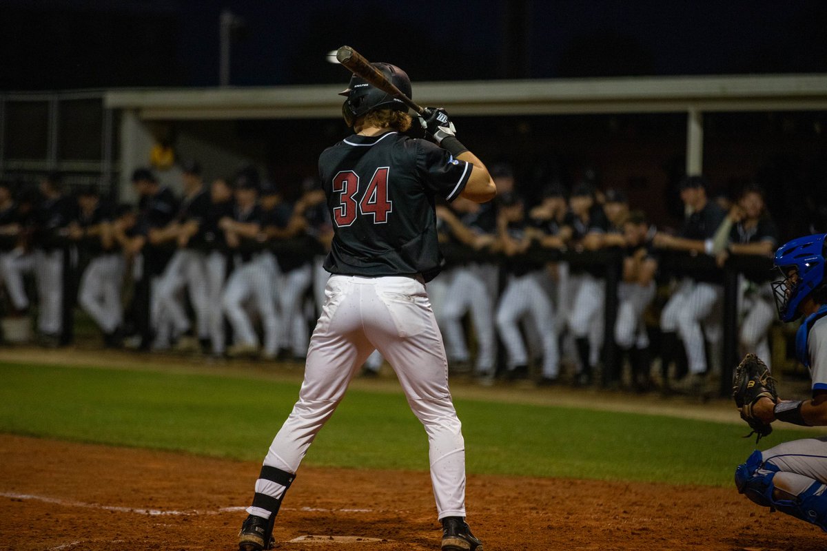 FLTechStatsInfo's tweet photo. .@ColePatrickk44 series numbers vs. Eckerd: 

-.333/.428/.917
-5 RBI
-3 XBH
-2 HR
-1 SB https://t.co/BzCj8TgSTh