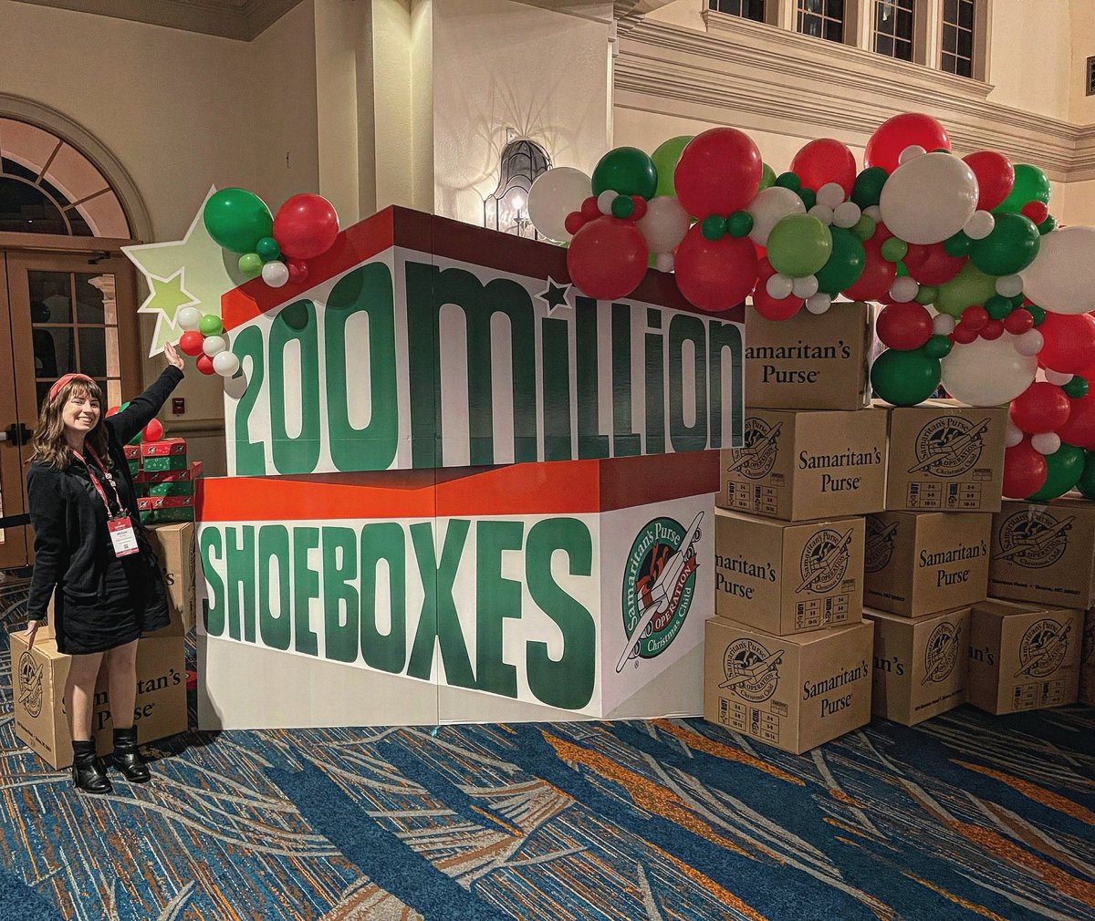 whatHEsees's tweet photo. Celebrated 200 million shoeboxes being delivered in the last 30 years of Operation Christmas Child today!
#operationchristmaschild #200million #shoeboxes #occconnect https://t.co/Xs7AlIzjAc