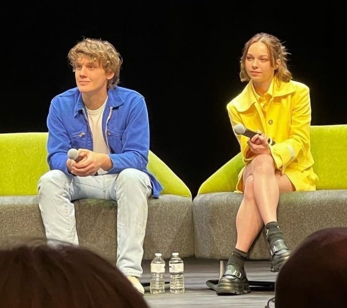 bishopsinclair_'s tweet image. they legit look like siblings 😭😭😭