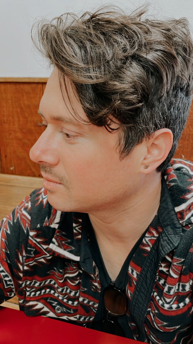 beccasmith_'s tweet photo. hello twitter, have a picture of my extremely hot boyfriend, who I love very much, and took me to look at puppies today. 🐶💕🔥 https://t.co/OfNxELDknd