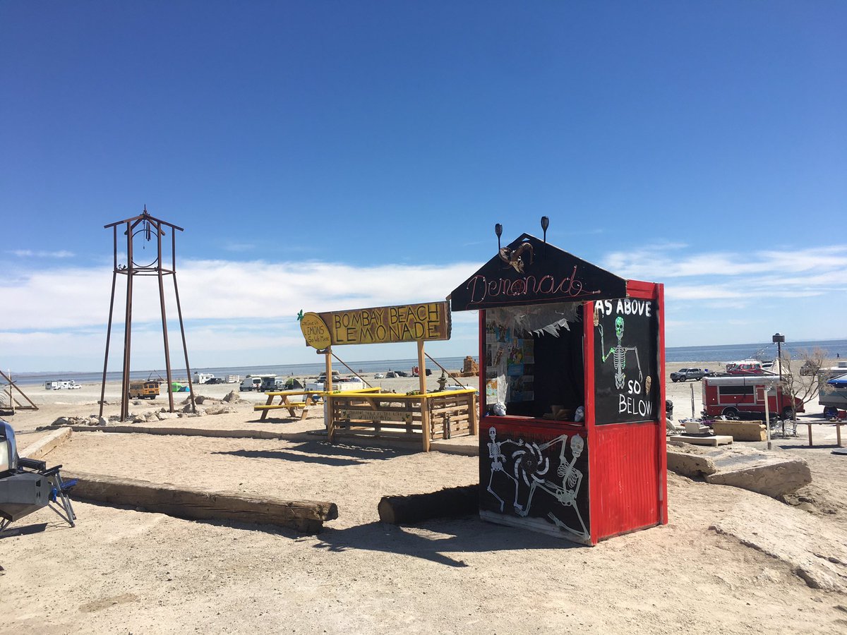 MMaryMcKenna's tweet image. You can keep your Burning Man … #BombayBeach CA is supercool #BombayBeachBiennale