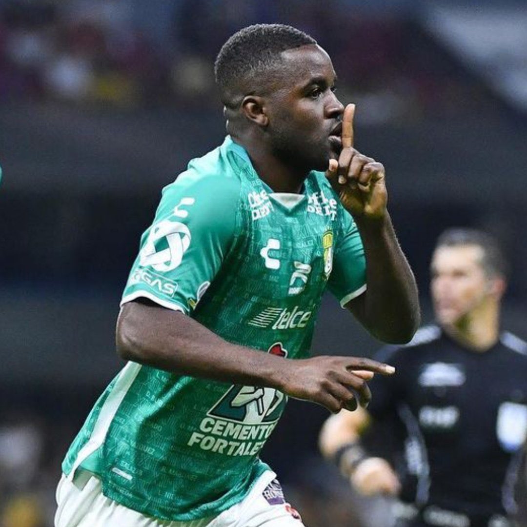 Joel Campbell silenció el Azteca  con gol al minuto 94